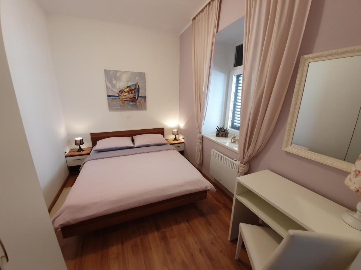 Apartment Apartman Mia *